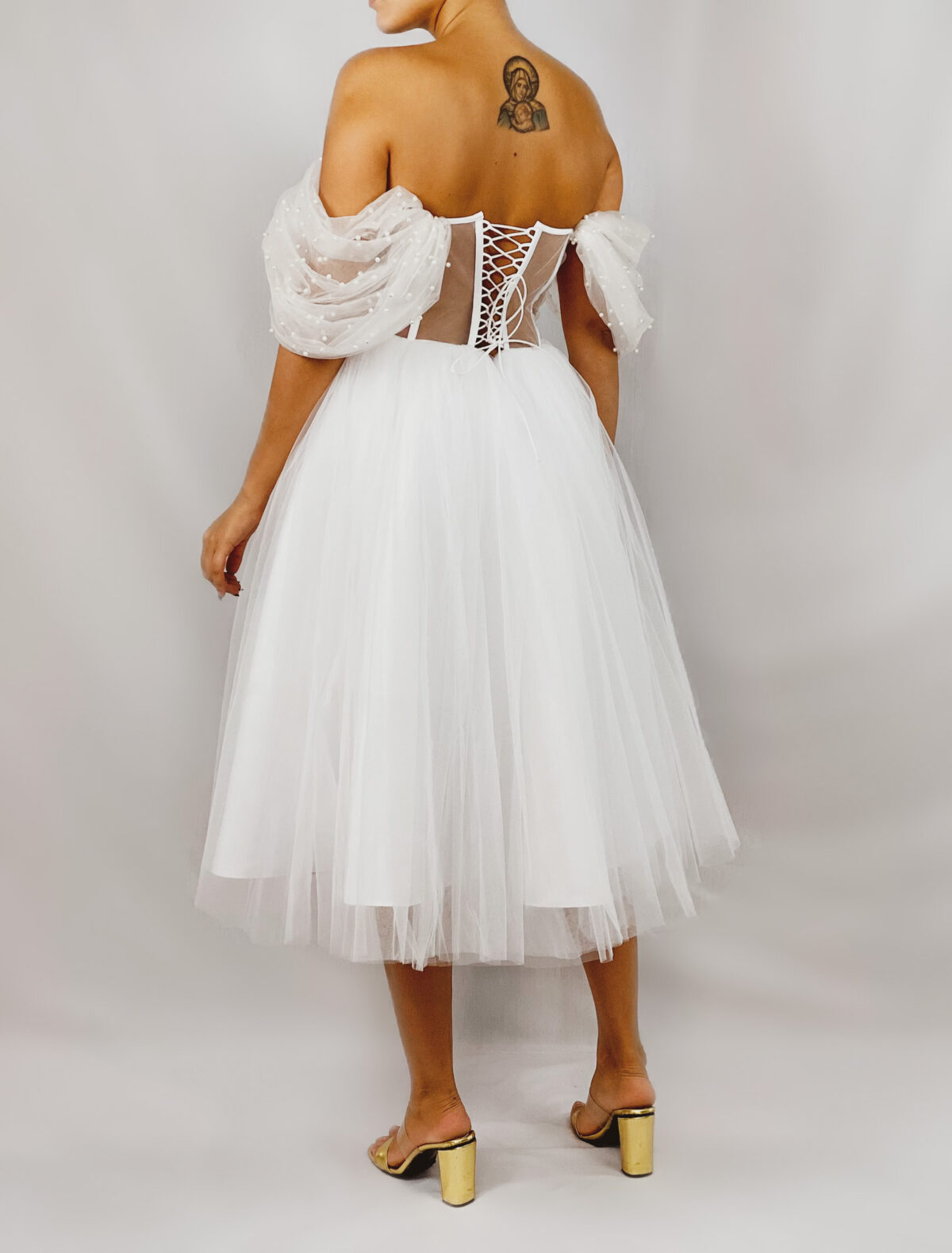 154617CD D376 4BD7 8CBE D5043D016EB4 HOBRAT white bridal dress