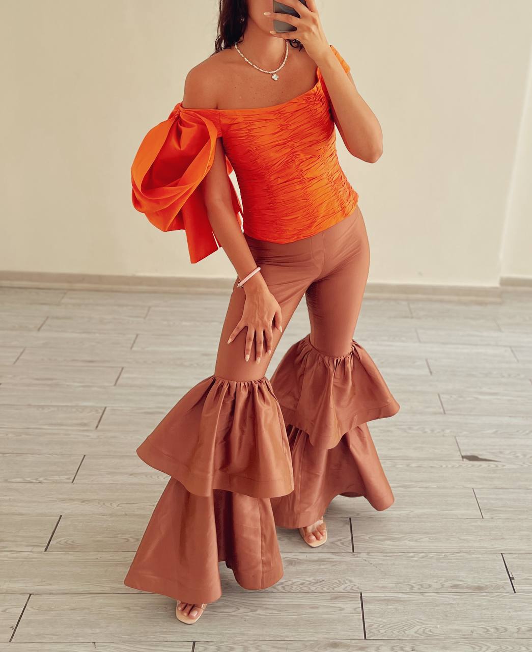 shlvar-chin-tbghh-ai-tafth-ghhvh-ai